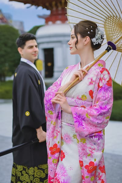 Premium Furisode — couple kimono photoshoot in Asakusa, Tokyo
