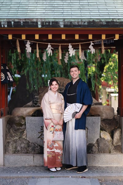 Traditional Kimono — couple kimono photoshoot in Asakusa, Tokyo